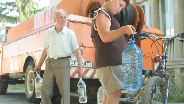 Заради водната криза жители на Омуртаг ще блокират пътя Варна - София