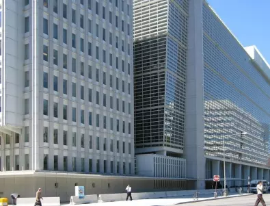 Световната банка с нова мрачна прогноза за възстановяване след кризата 