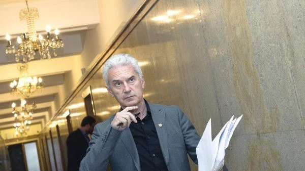 Сидеров нападна Борисов: Действа лицемерно, не иска "Южен поток"