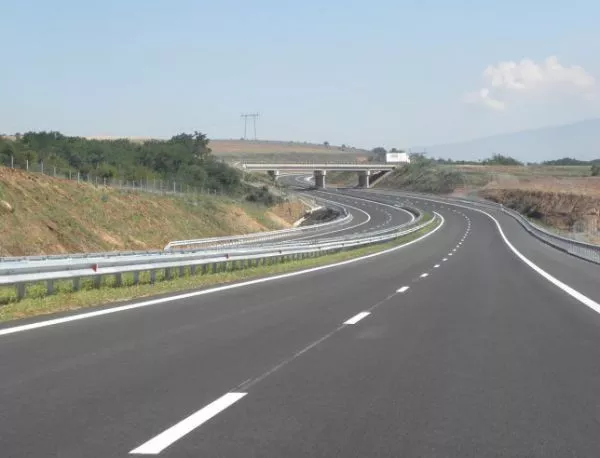 Движението по магистрала "Струма" до Дупница се пренасочва