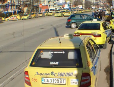 В Шумен деца ограбиха таксиджия с пистолет играчка
