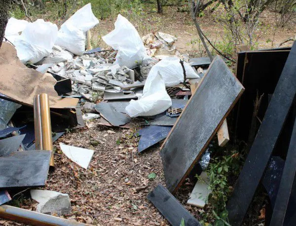 Община Бургас предлага безплатно извозване на строителни отпадъци