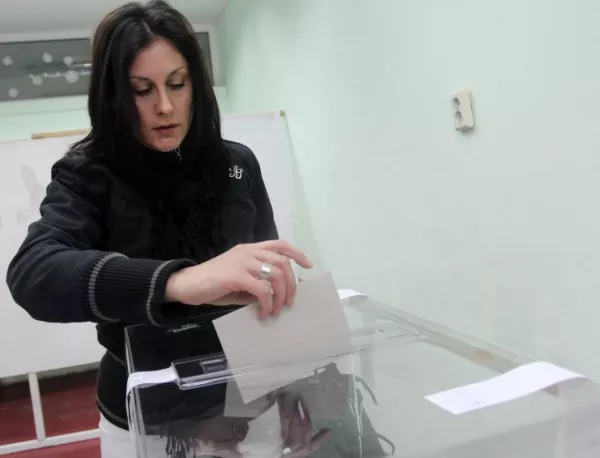 Оптимистичната прогноза: 40 000 - 45 000 българи в чужбина гласуват на изборите