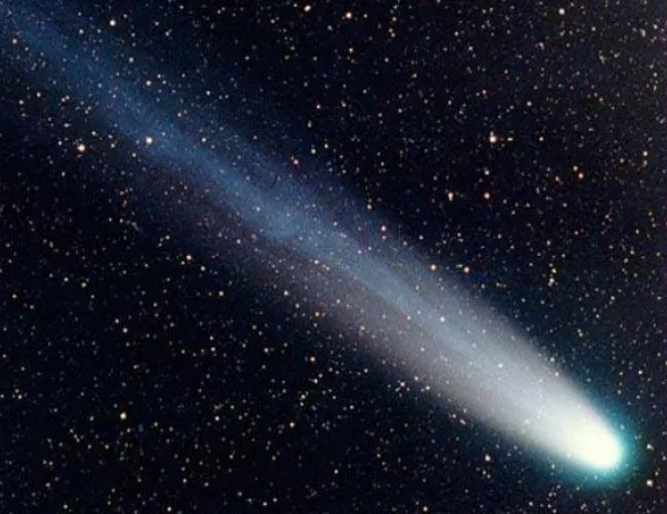 Ще можем да наблюдаваме Коледната комета тази нощ