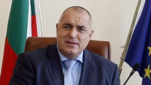 Борисов няма да иска оставката на образователния министър