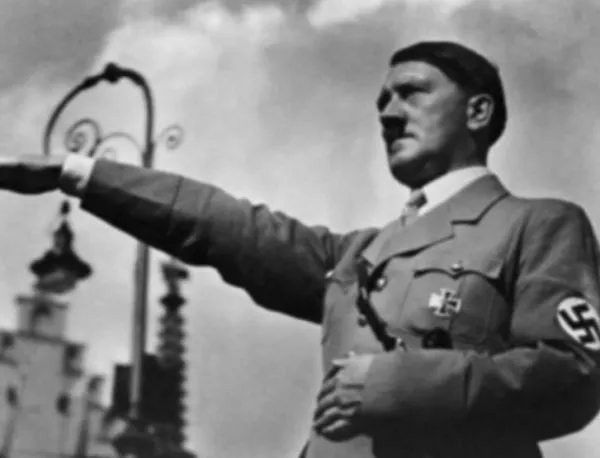 Германският просветен министър иска "Майн кампф" на Хитлер да се учи в училище