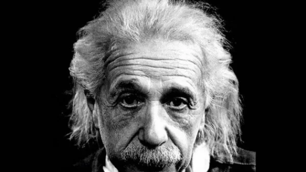 Алберт Айнщайн публикува знаменитата си Теория на относителността