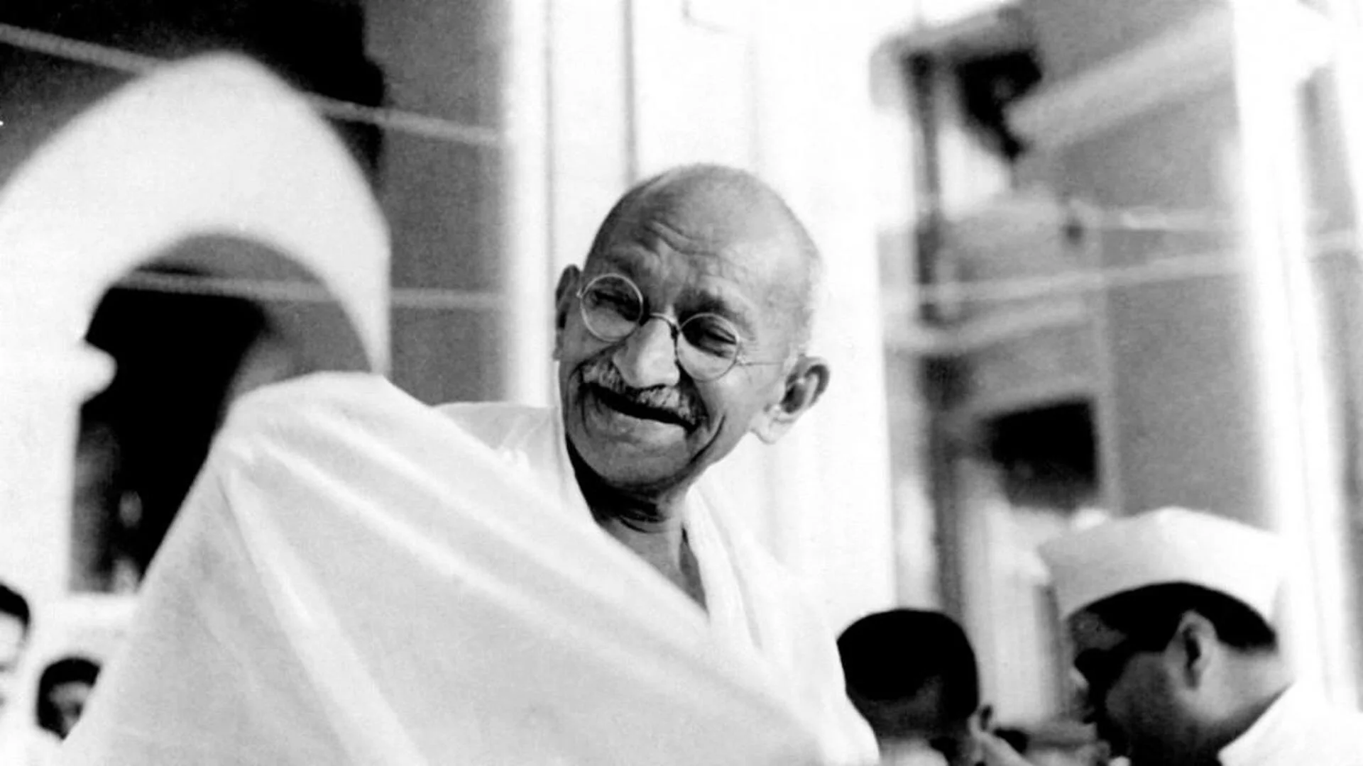 Знаете ли как е истинското име на Махатма Ганди?