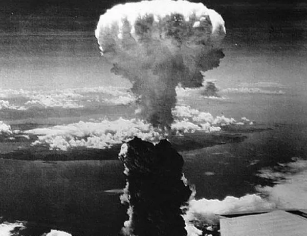 Нагасаки е унищожен от атомната бомба с кодово име "Дебелака"