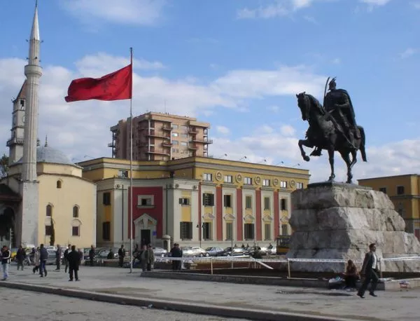 Албания забрани на престъпниците да влизат в политиката 