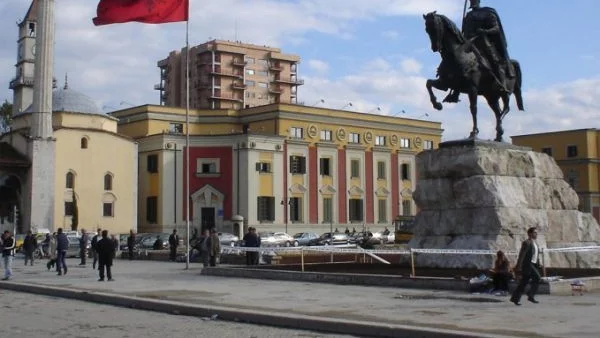Албания забрани на престъпниците да влизат в политиката 