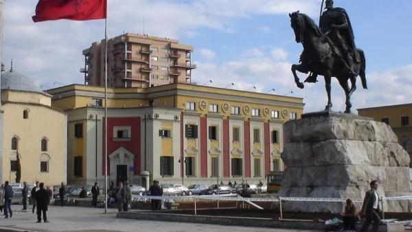 Нови студентски протести в Тирана, колегите им от Македония ще ги последват във вторник 