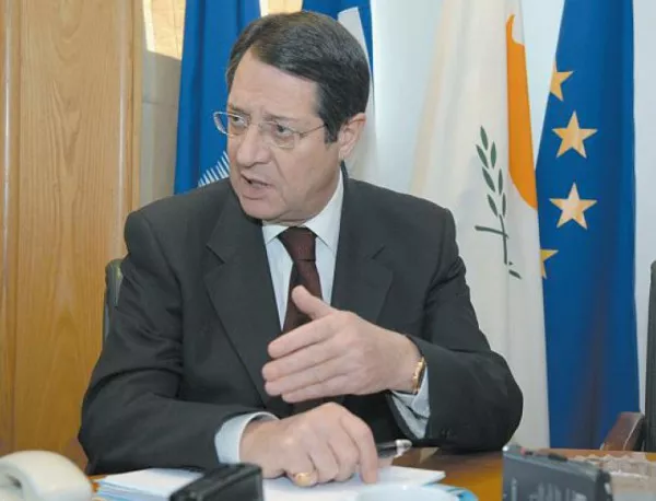 Подновиха преговорите за обединение на Кипър