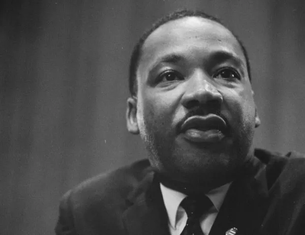 Убит е борецът за права на цветнокожите в САЩ Мартин Лутър Кинг