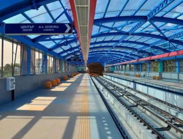 Строителството на разширението на метрото напредва по план