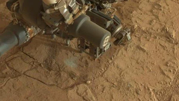 Curiosity откри признаци за живот на Марс