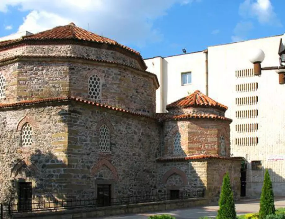 Тобиница е най-старото име на кой известен български град?