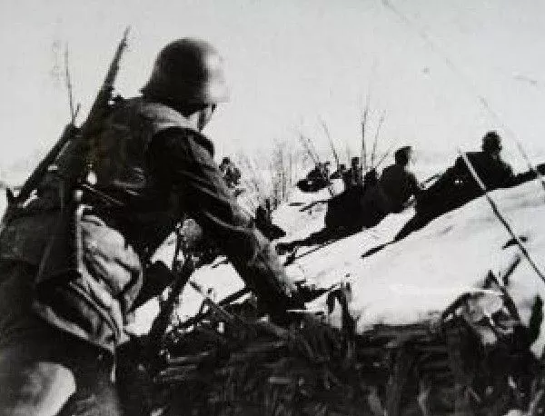 Ямбол с възстановка на военни действия от Втората Световна война