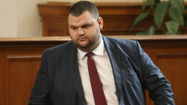 Прокуратурата разпореди пълна данъчна проверка на Пеевски, Василев и Бареков