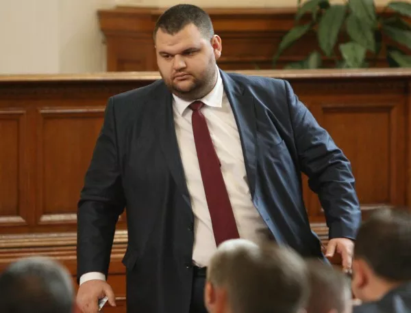 Прокуратурата се отказа да иска арест на тримата обвиняеми по случая "Пеевски"