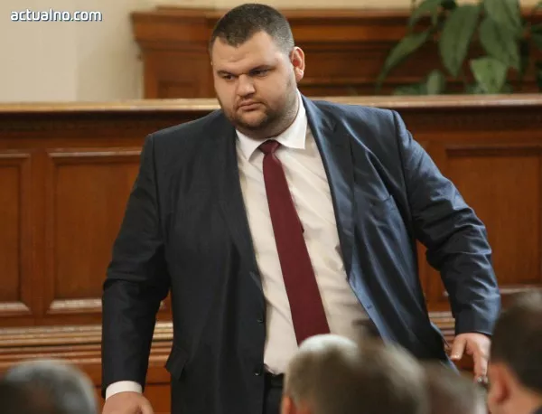 Конституционният съд гледа случая "Пеевски" за втори път, но без депутатския мандат