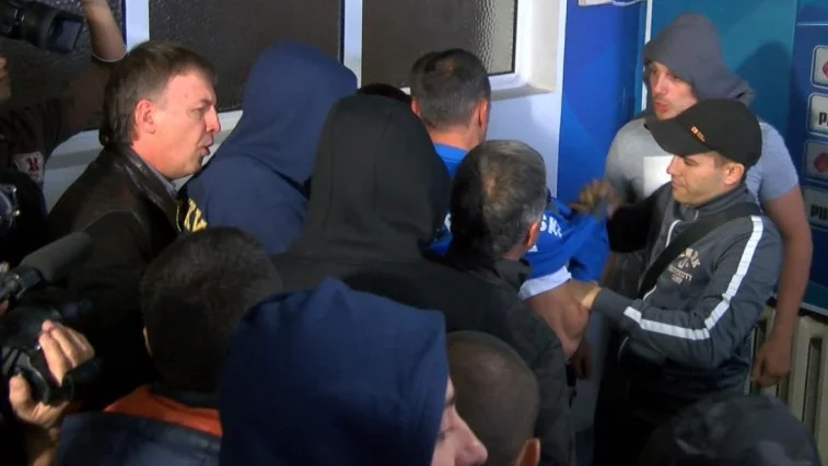 Кошмарно е да си треньор в България