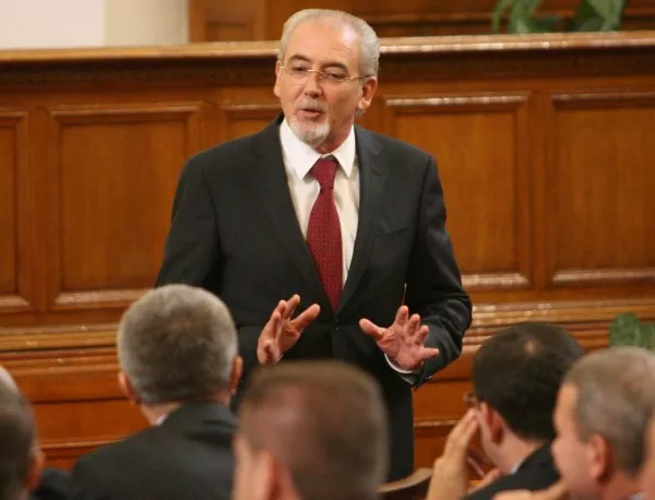 Местан призова парламента да работи за техническите по характер закони