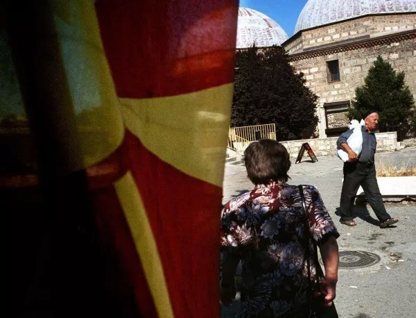 Опозицията в Македония масово сменя кандидат-депутати