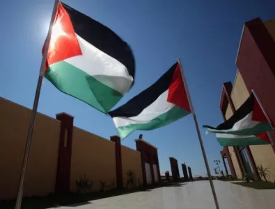 Палестинецът от посолството е бил жив до пристигането на Спешна помощ
