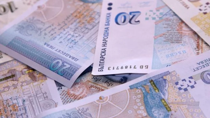 Икономисти от БАН предлагат увеличаване на данъците