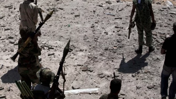 Трима убити при празнична стрелба след победата на Асад