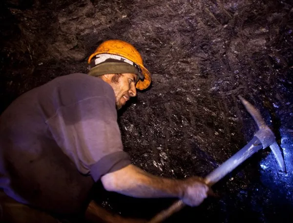 8000 миньори от мини "Марица-Изток" в стачна готовност