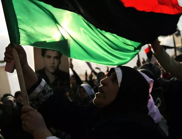 Едно от двете либийски правителства подаде оставка