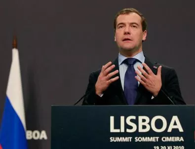 Медведев призна: Зад катастрофата на руския самолет в Египет може да стои терористичен акт