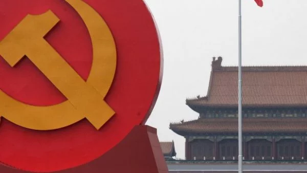 Китай решен да поддържа ръст от 7% на икономиката си през 2015 г.