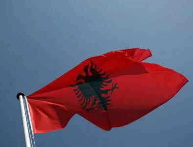 Левицата в Албания спечели гласове за самостоятелно правителство