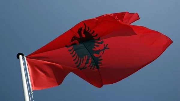 Албания е по-близо до ЕС след одобрен доклад за интеграцията й