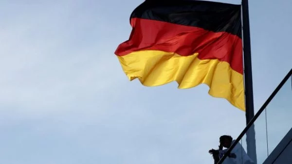 Нападението над кандидат-кметицата в Германия е било на расистка основа