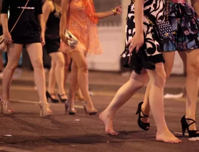 Бедността в България и Румъния подхранва проституцията