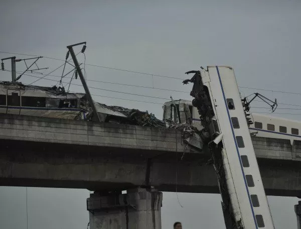 Мост в Чили се срути под тежестта на товарен влак