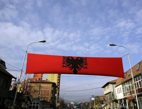 В Албания живеят 1000 муджахидини, скоро ще пристигнат още 1900