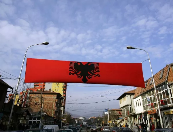 Албанската партия ДСИ иска македонските банкноти да станат двуезични