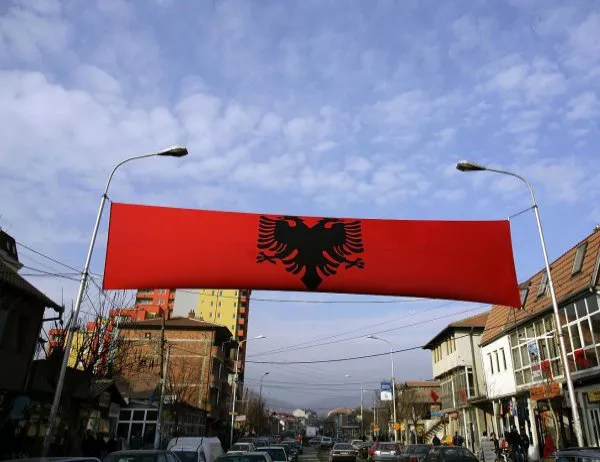 На Балканите остана една последна неизбухнала бомба - албанците