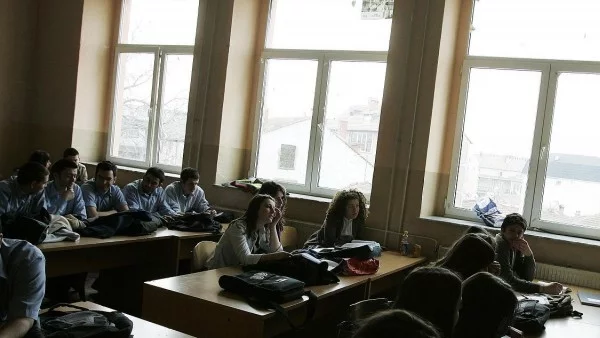 Близо 60 хил. зрелостници ще се явят на матура по БЕЛ