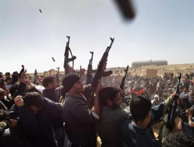 Настъплението на армията на Хафтар в Либия изглежда засега е спряно