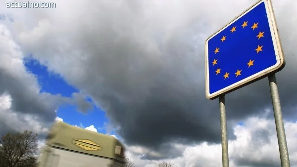 България и Румъния нямат проблем с ЕК относно Шенген, казват от Брюксел