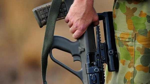 И Албания праща оръжие на Ирак