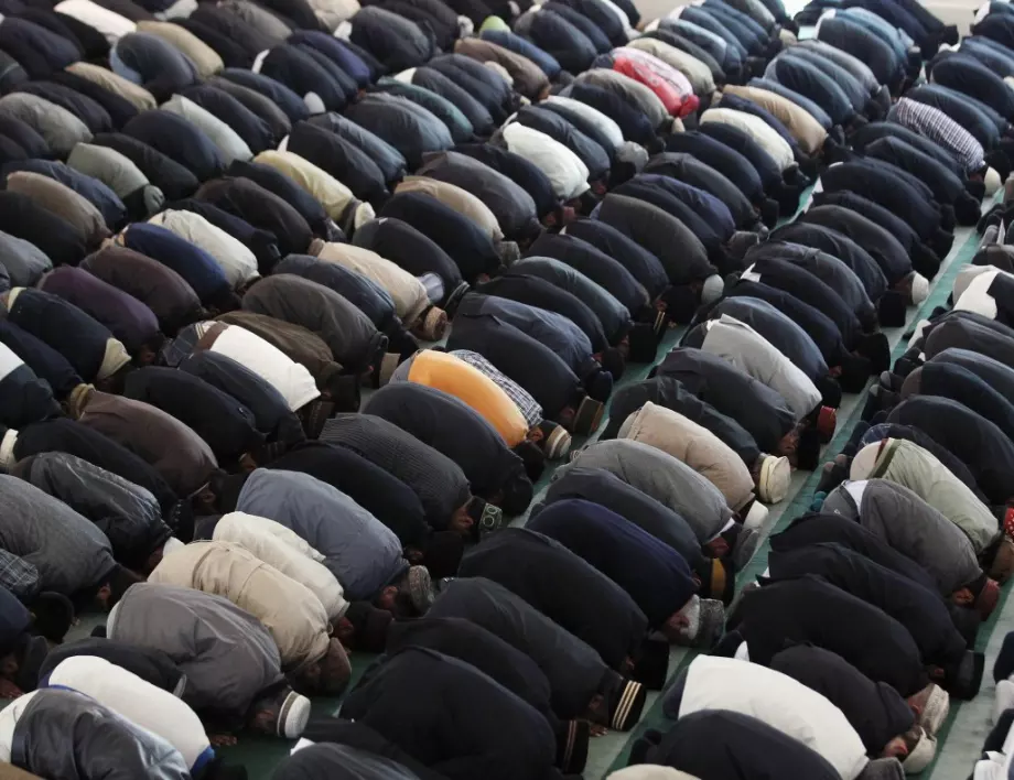 Начало на Рамадана: И Израел поздрави мюсюлманите (ВИДЕО)