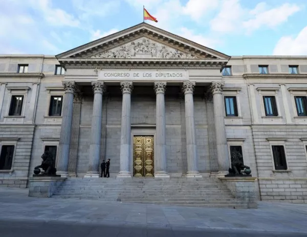 Испанският външен министър отхвърли обвиненията в "преврат"