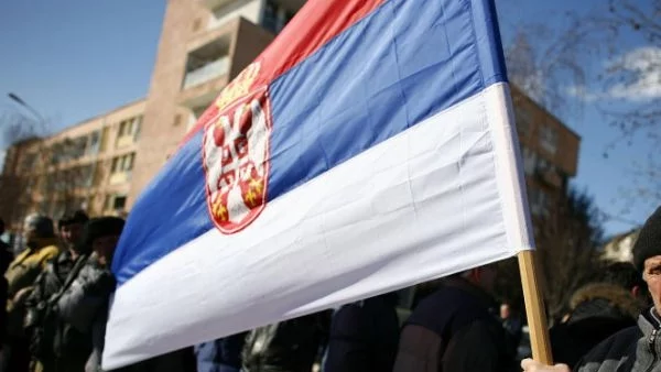 Сърбия затвори границата с Македония